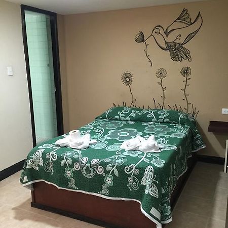 Hotel June ปวยบลา ภายนอก รูปภาพ